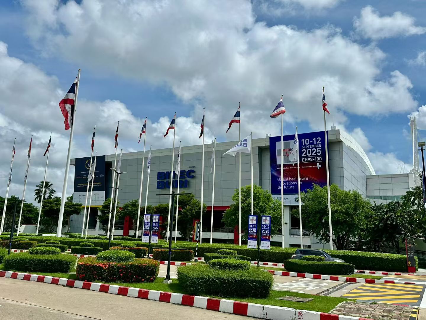 1. den na lékařském veletrhu Thajsko 2025